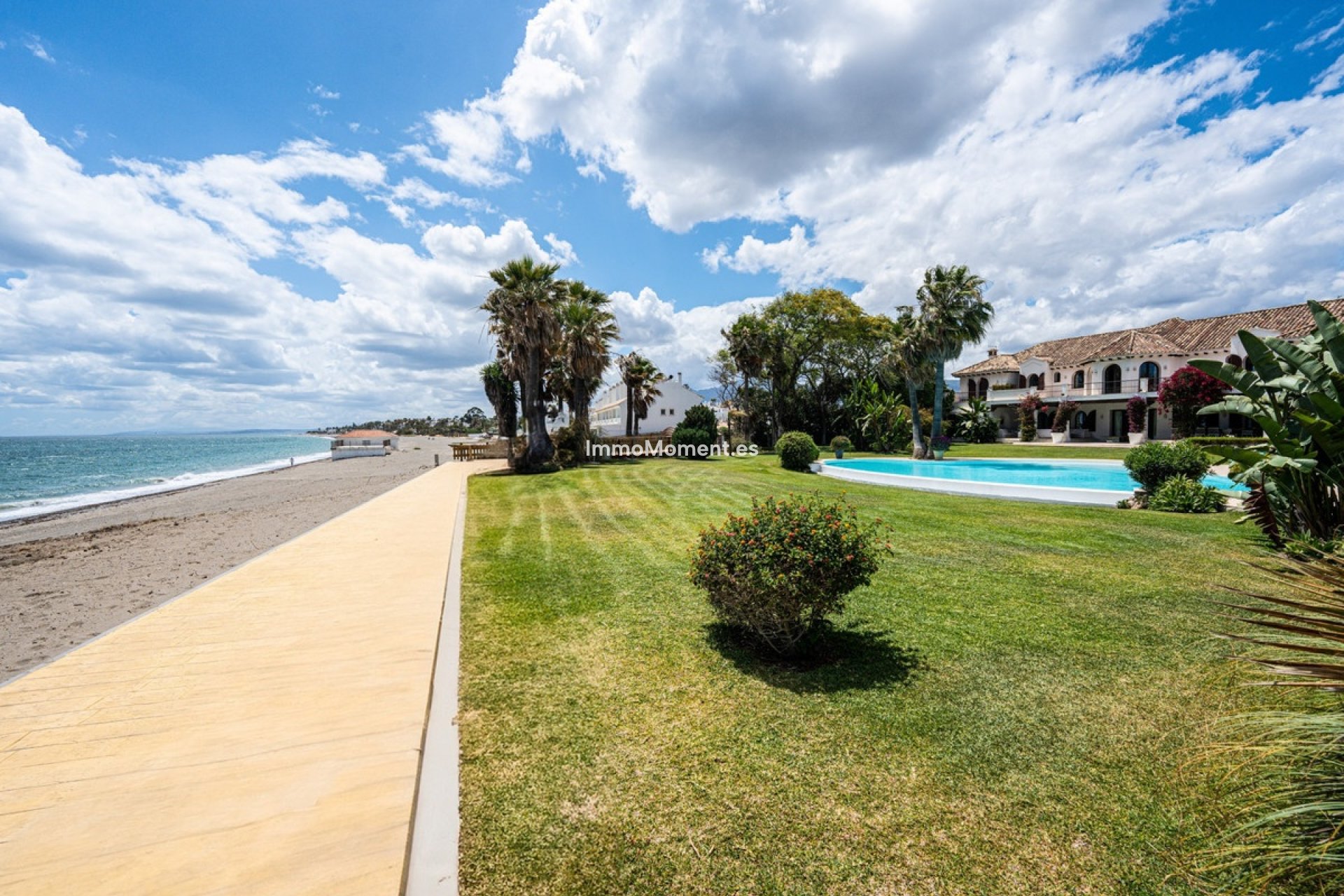 Wiederverkauf - Freistehende Villa - Estepona  - Estepona Centro