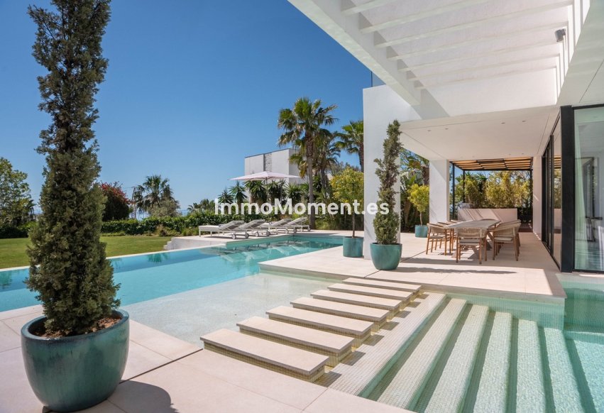 Wiederverkauf - Freistehende Villa - Estepona  - Estepona Centro