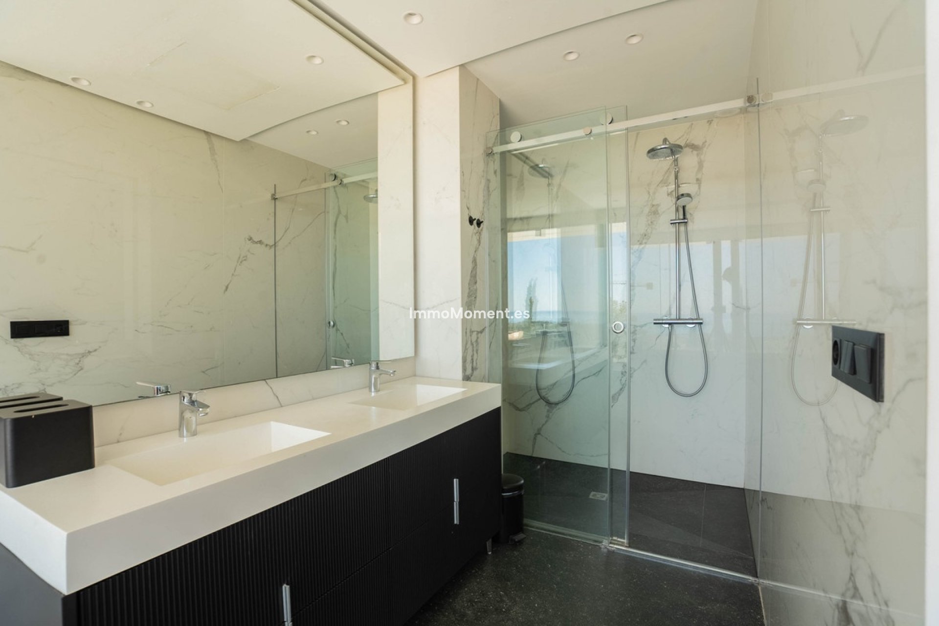 Wiederverkauf - Freistehende Villa - Estepona  - Estepona Centro