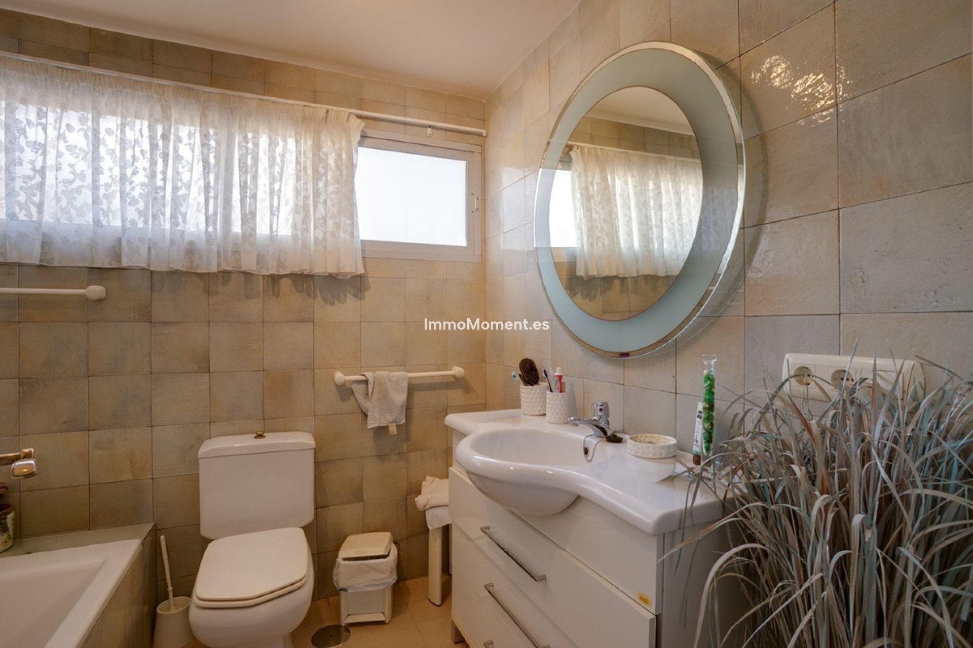 Wiederverkauf - Freistehende Villa - Estepona  - Estepona Centro