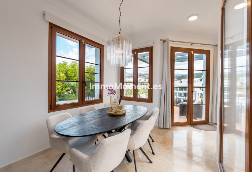 Wiederverkauf - Freistehende Villa - Estepona  - Estepona Centro