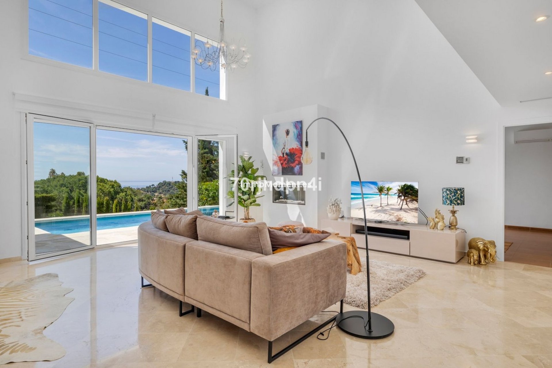 Wiederverkauf - Freistehende Villa - Estepona  - Estepona Centro