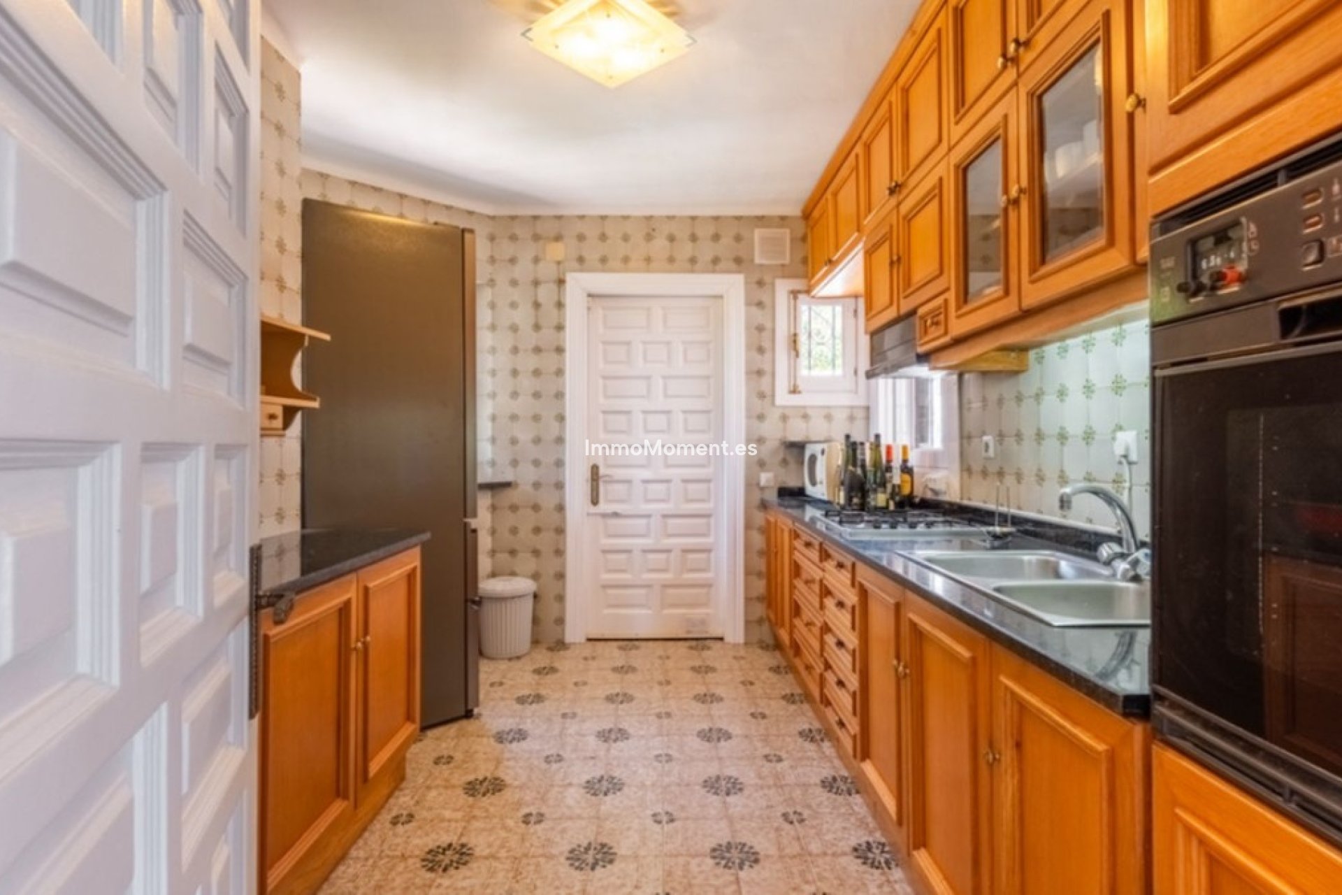 Wiederverkauf - Freistehende Villa - Estepona  - Estepona Centro
