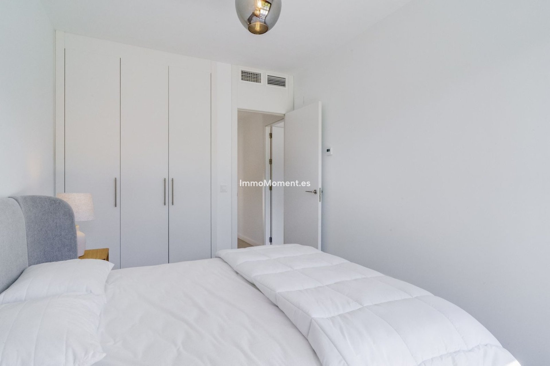 Wiederverkauf - Freistehende Villa - Estepona  - Estepona Centro