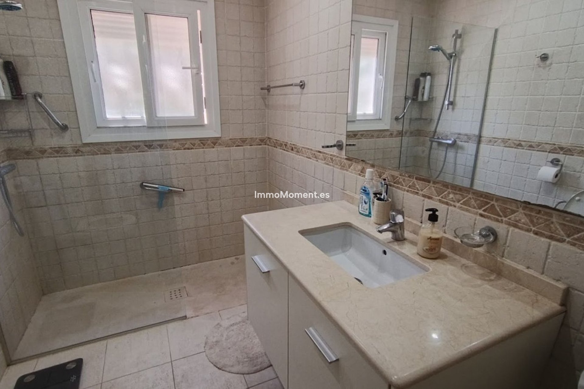 Wiederverkauf - Freistehende Villa - Estepona  - Estepona Centro