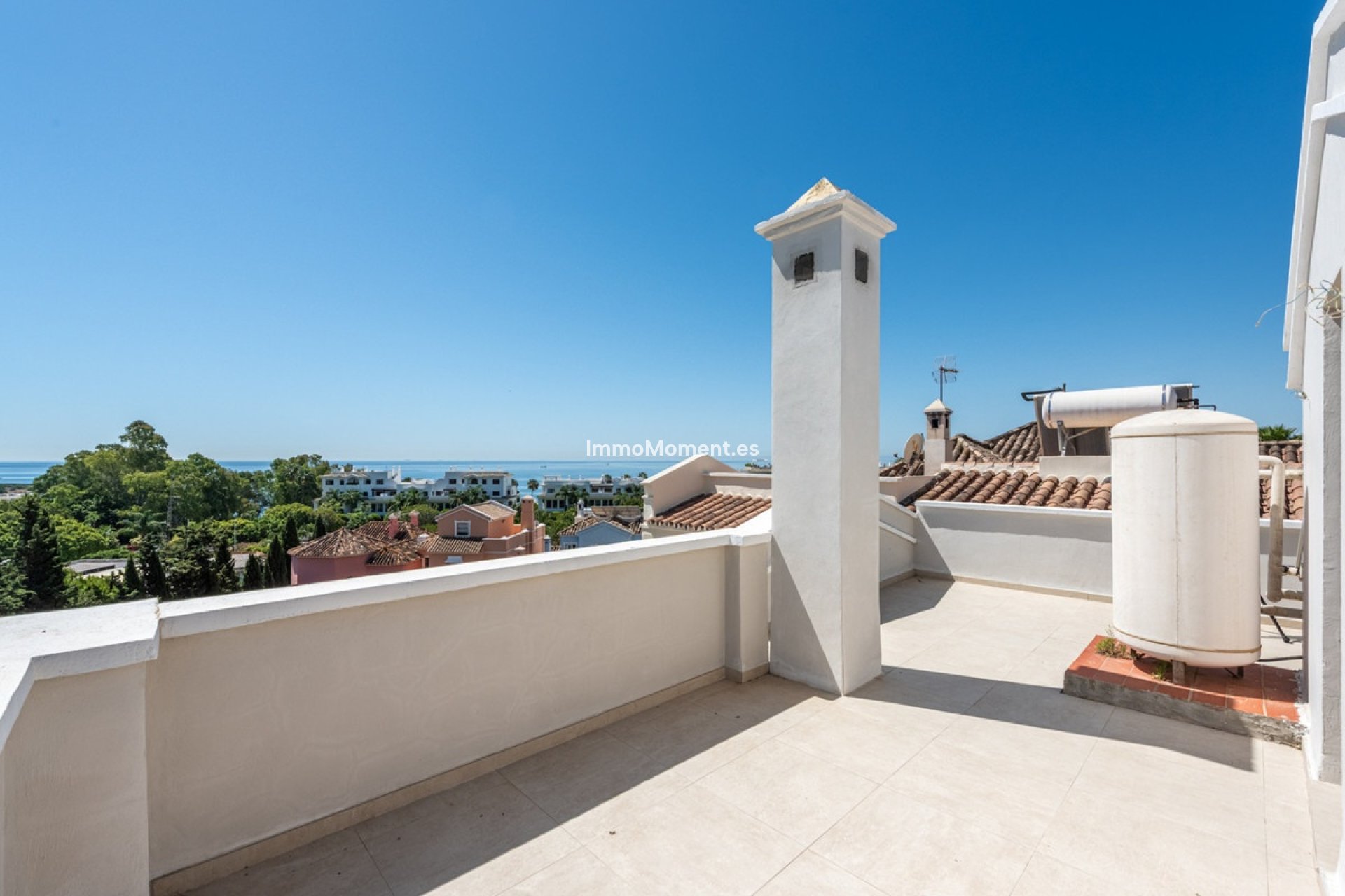 Wiederverkauf - Freistehende Villa - Estepona  - Estepona Centro
