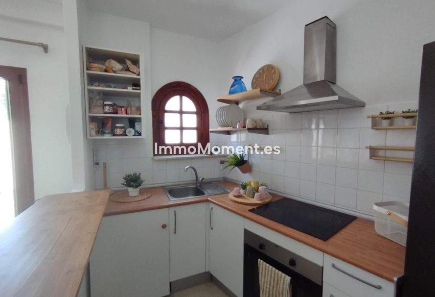 Wiederverkauf - Freistehende Villa - Estepona  - Estepona Centro