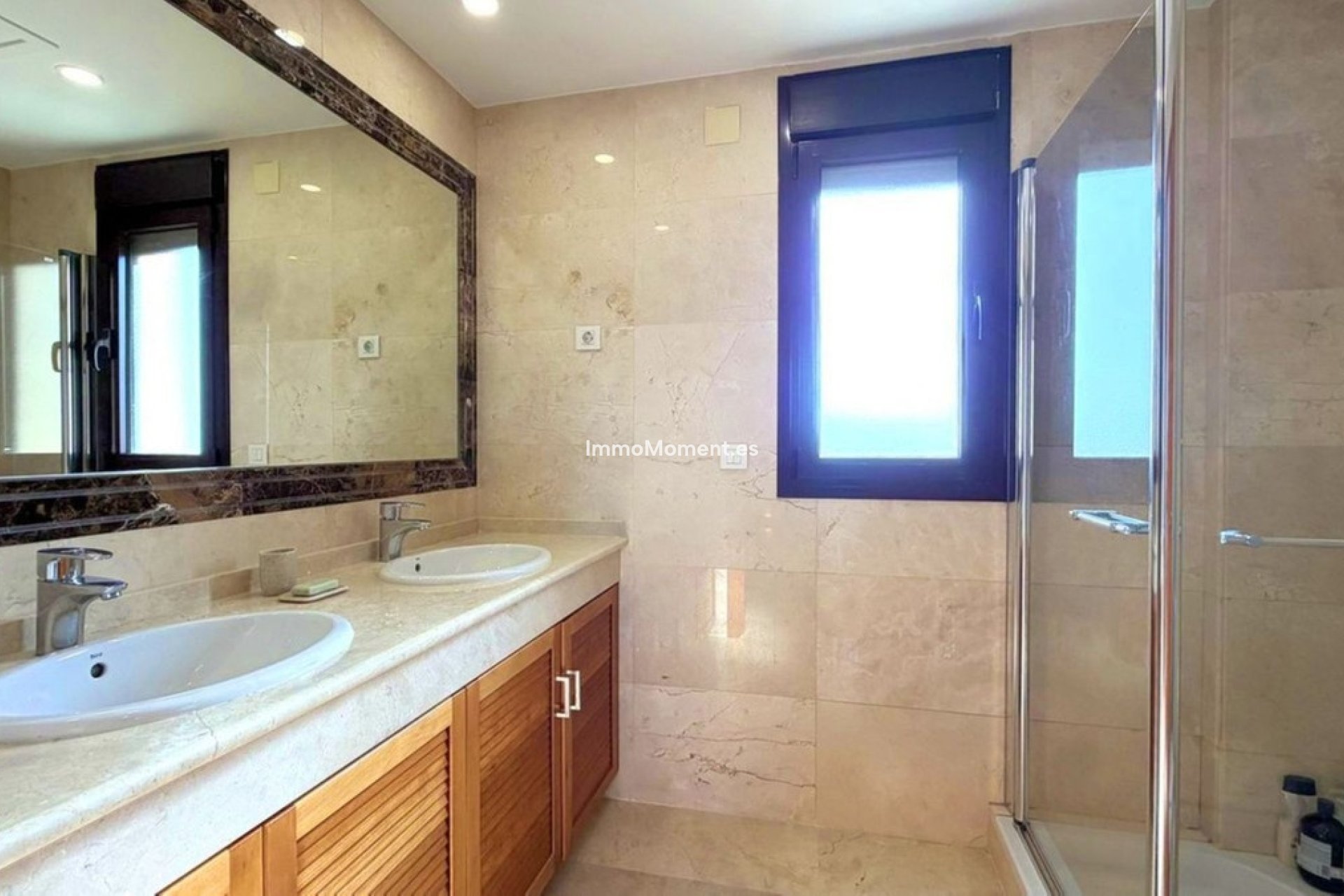 Wiederverkauf - Freistehende Villa - Estepona  - Estepona Centro