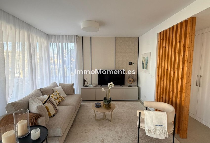 Wiederverkauf - Freistehende Villa - Estepona  - Estepona Centro