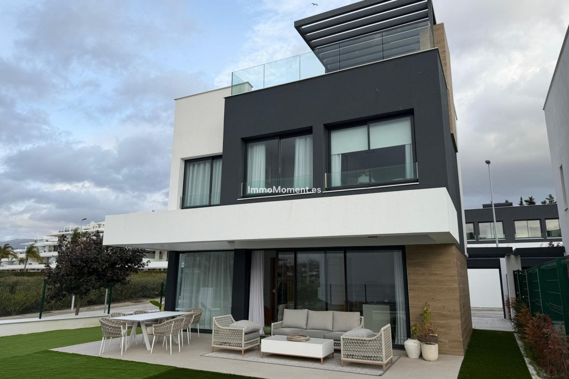 Wiederverkauf - Freistehende Villa - Estepona  - Estepona Centro