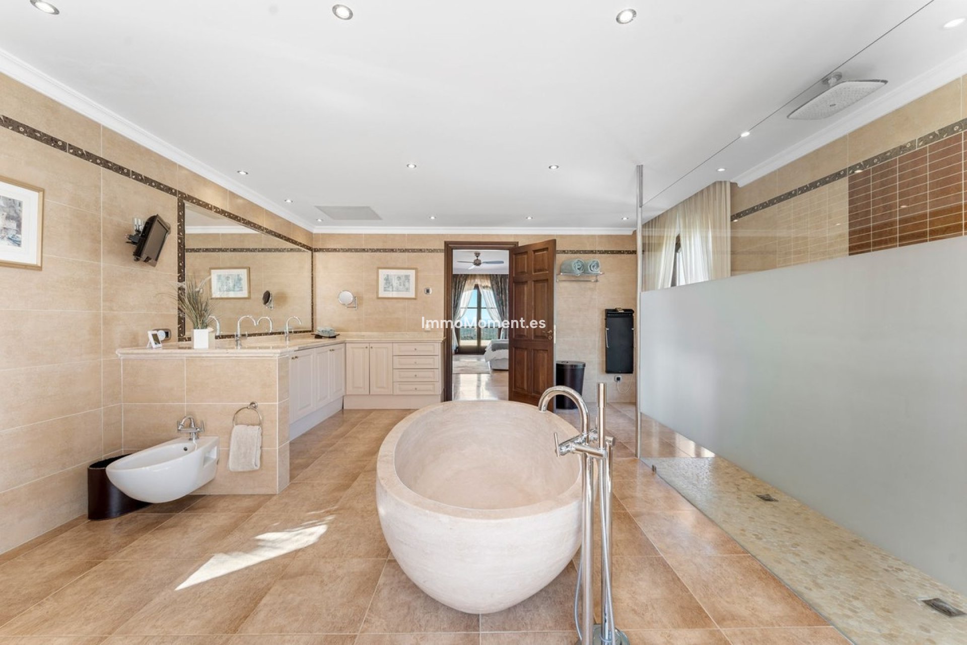 Wiederverkauf - Freistehende Villa - Estepona  - Estepona Centro
