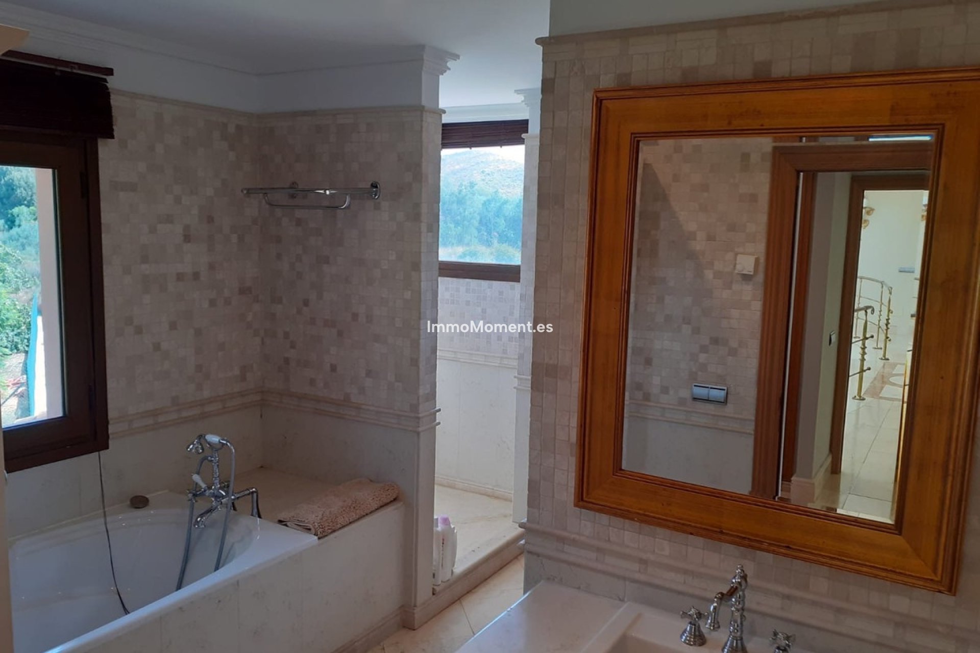 Wiederverkauf - Freistehende Villa - Estepona  - Estepona Centro