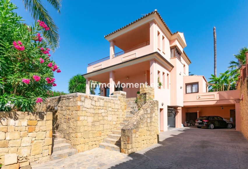 Wiederverkauf - Freistehende Villa - Estepona  - Estepona Centro