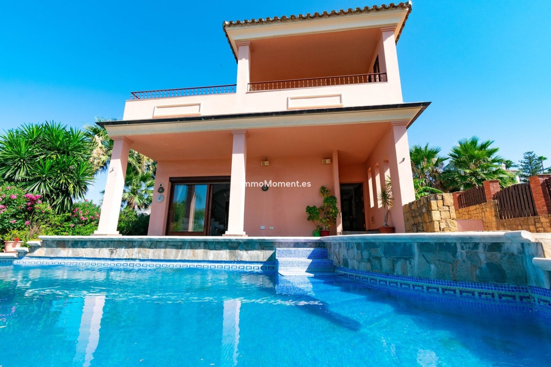 Wiederverkauf - Freistehende Villa - Estepona  - Estepona Centro