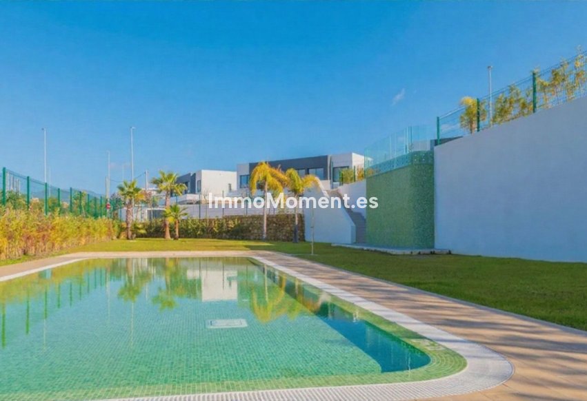 Wiederverkauf - Freistehende Villa - Estepona  - Estepona Centro