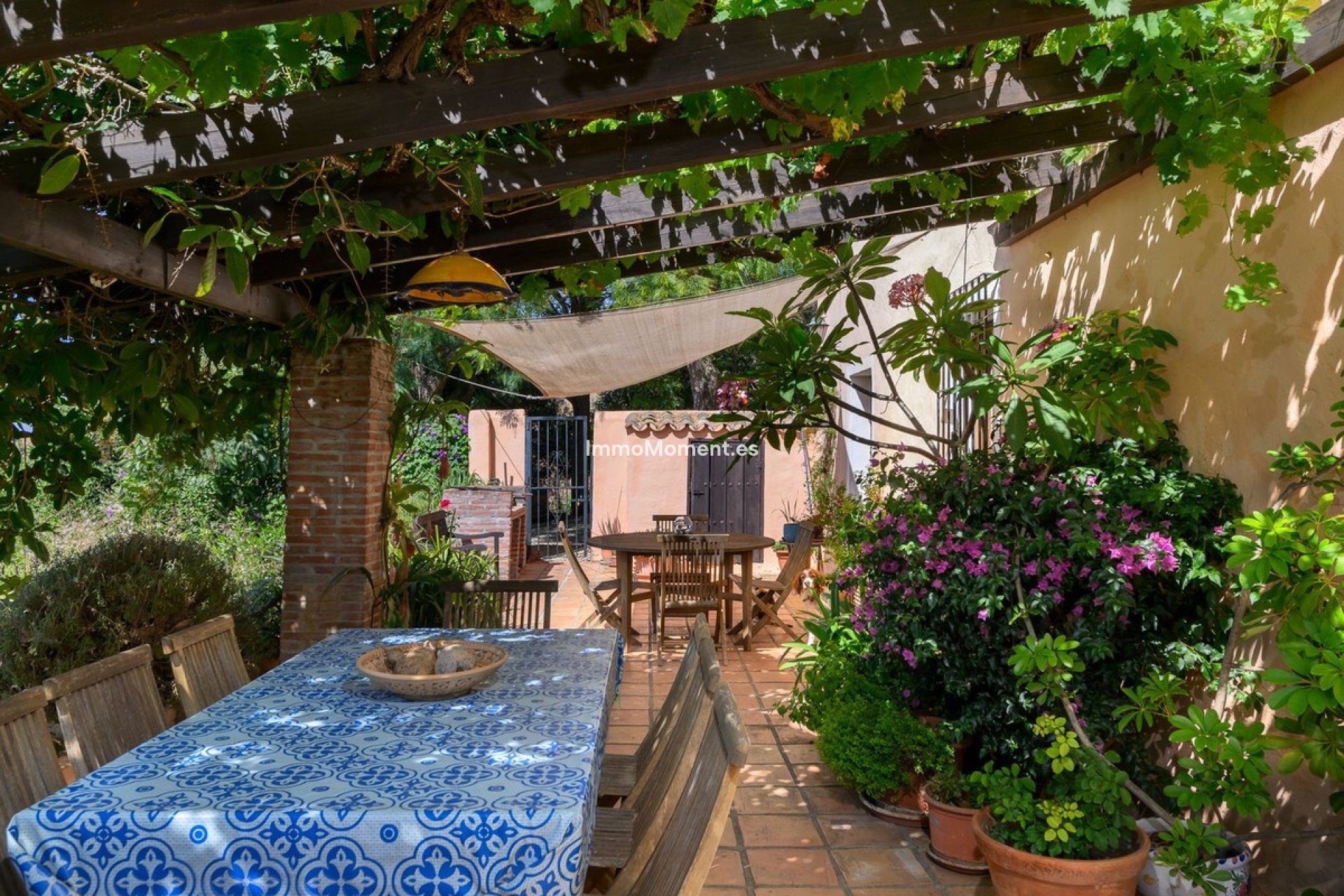 Wiederverkauf - Freistehende Villa - Estepona  - Estepona Centro