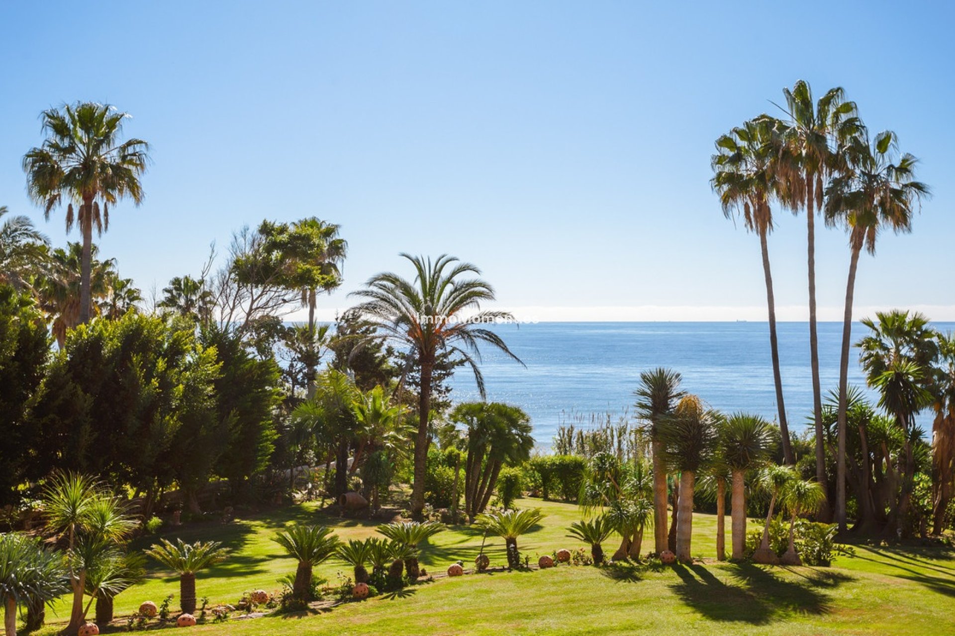 Wiederverkauf - Freistehende Villa - Estepona  - New Golden Mile