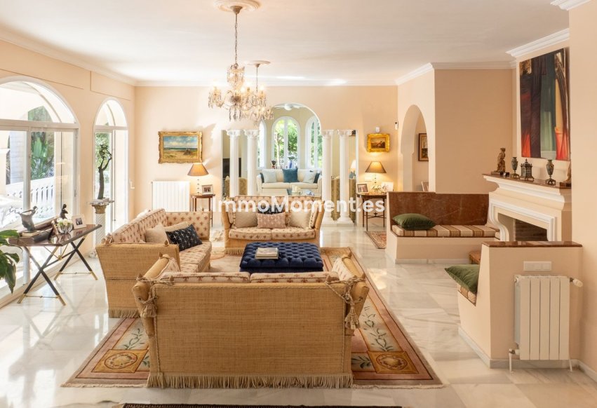 Wiederverkauf - Freistehende Villa - Estepona  - New Golden Mile