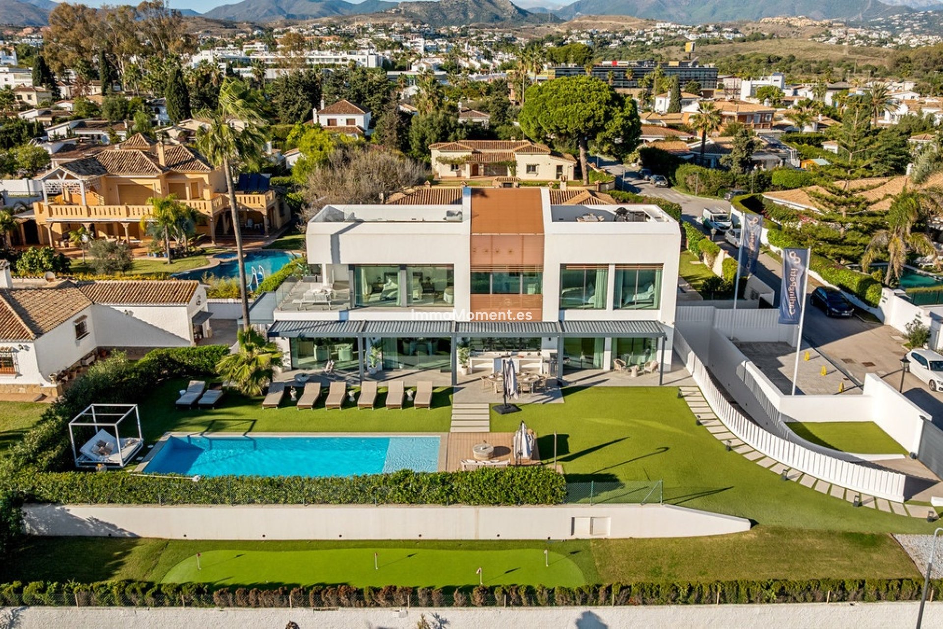 Wiederverkauf - Freistehende Villa - Estepona  - New Golden Mile