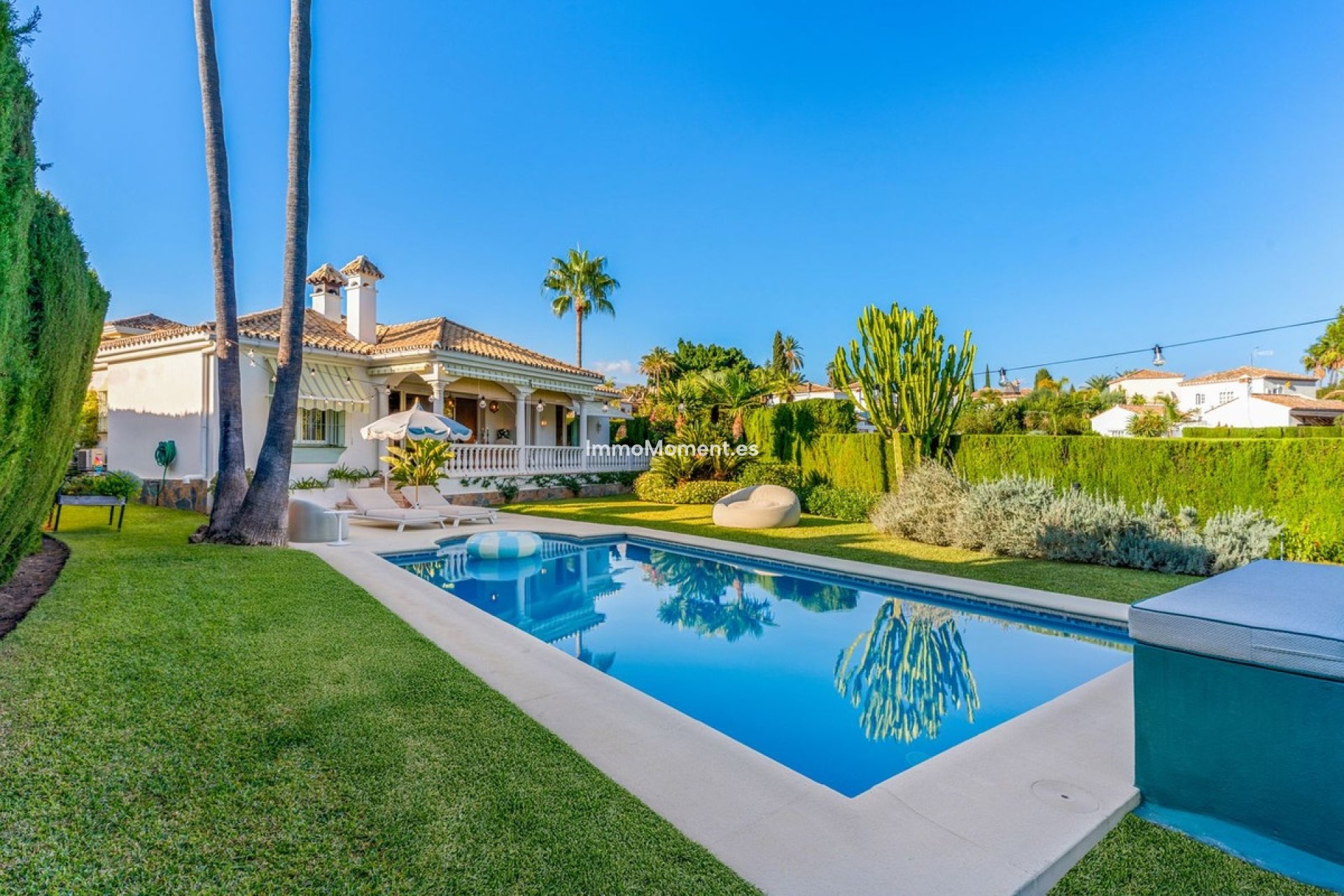 Wiederverkauf - Freistehende Villa - Estepona  - New Golden Mile