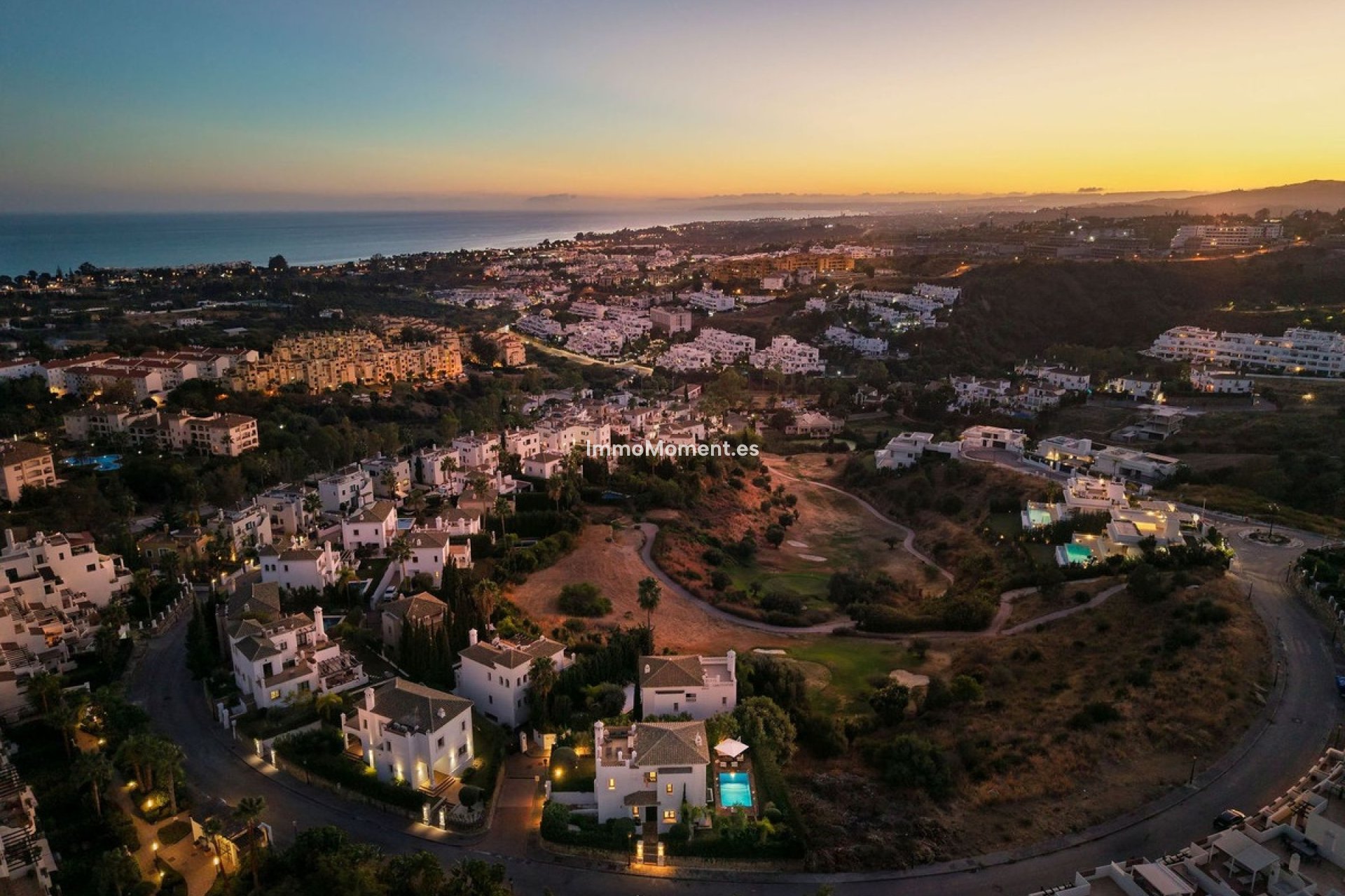 Wiederverkauf - Freistehende Villa - Estepona  - Selwo