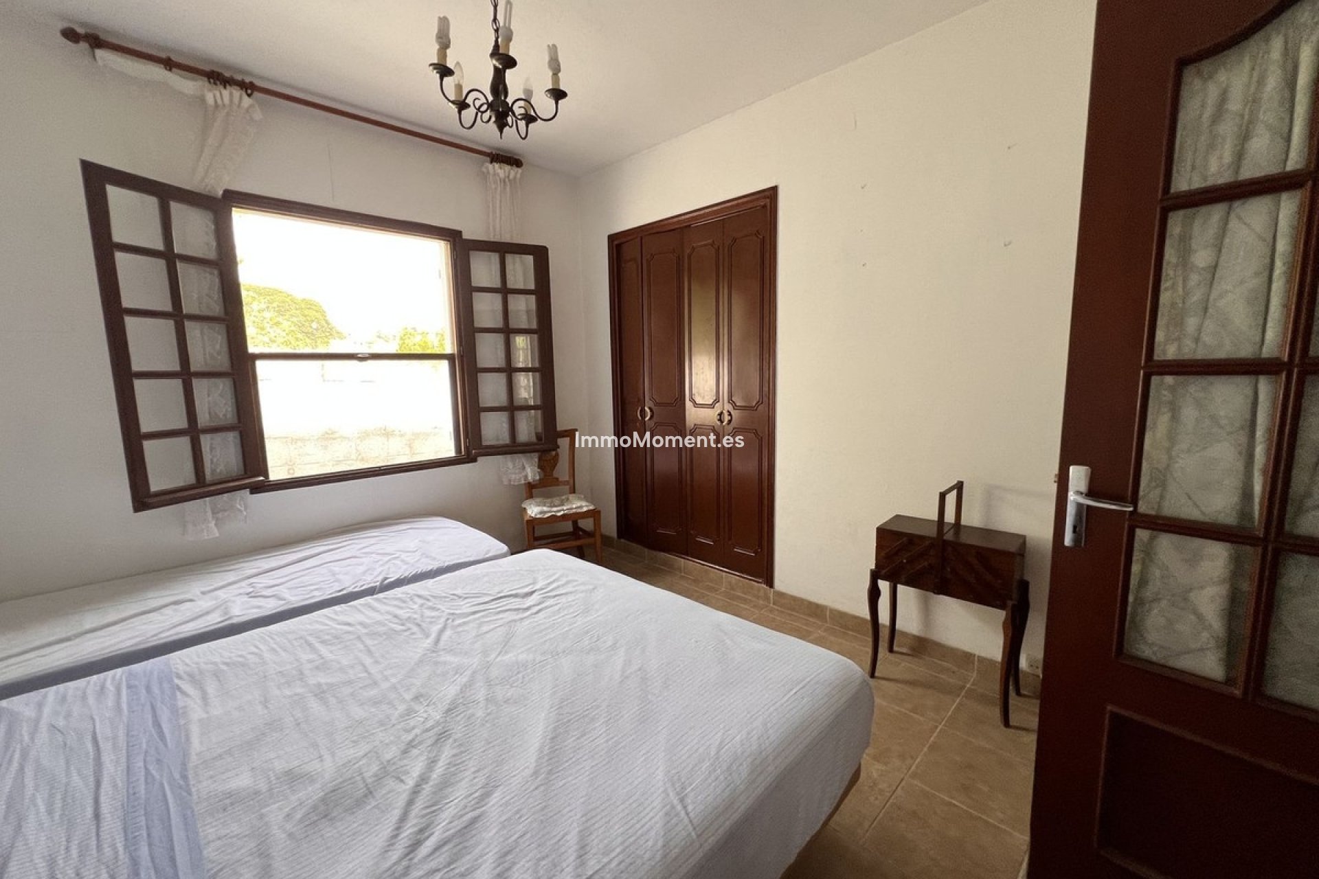 Wiederverkauf - Freistehende Villa - Estepona  - Selwo