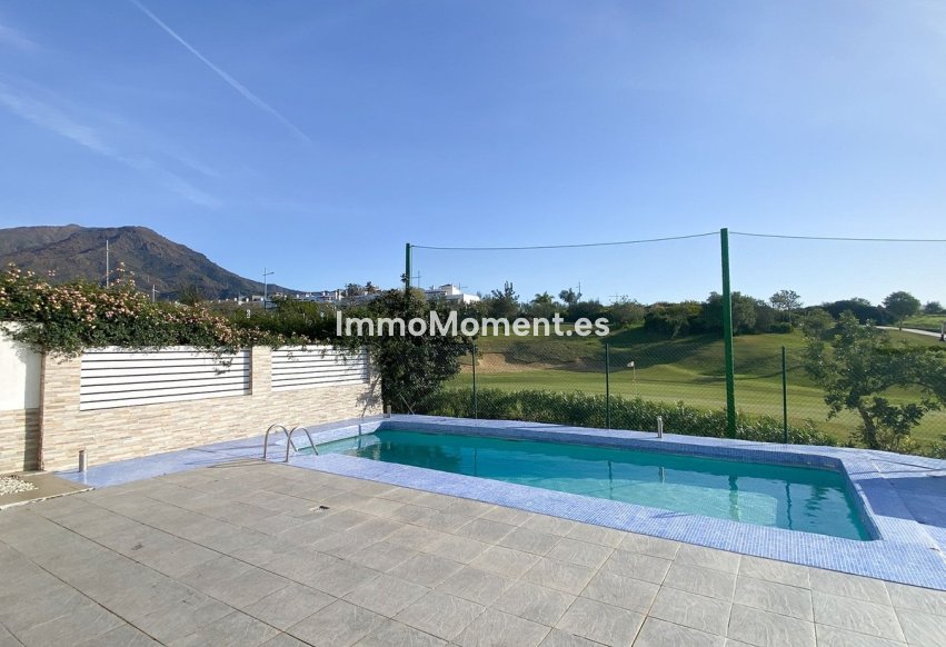 Wiederverkauf - Freistehende Villa - Estepona  - Valle Romano