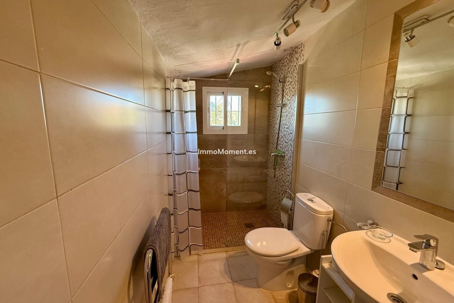 Wiederverkauf - Freistehende Villa - Estepona  - Valle Romano