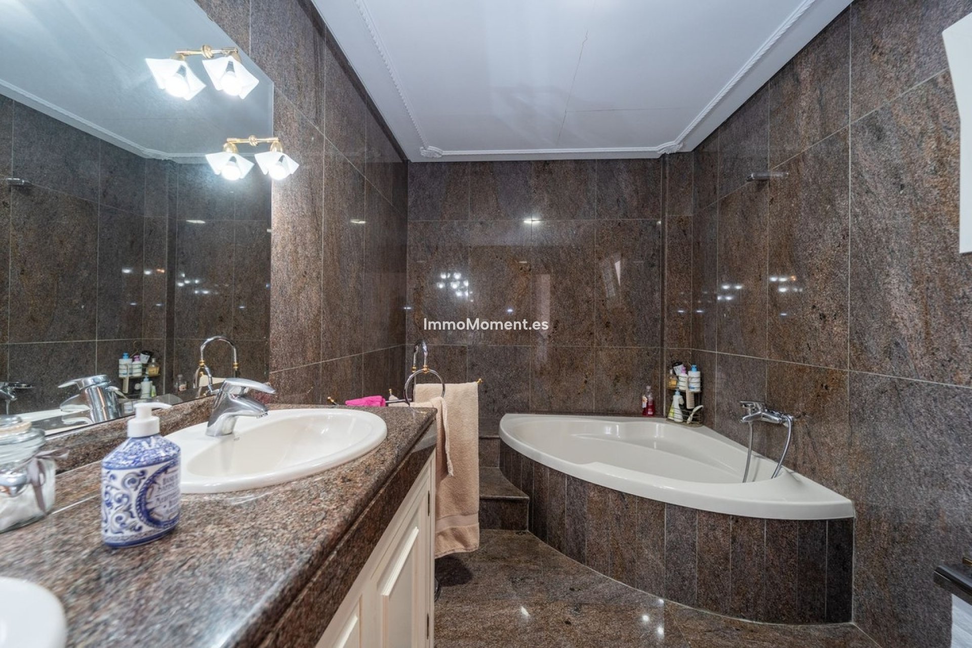 Wiederverkauf - Freistehende Villa - Fuengirola - Fuengirola Centro