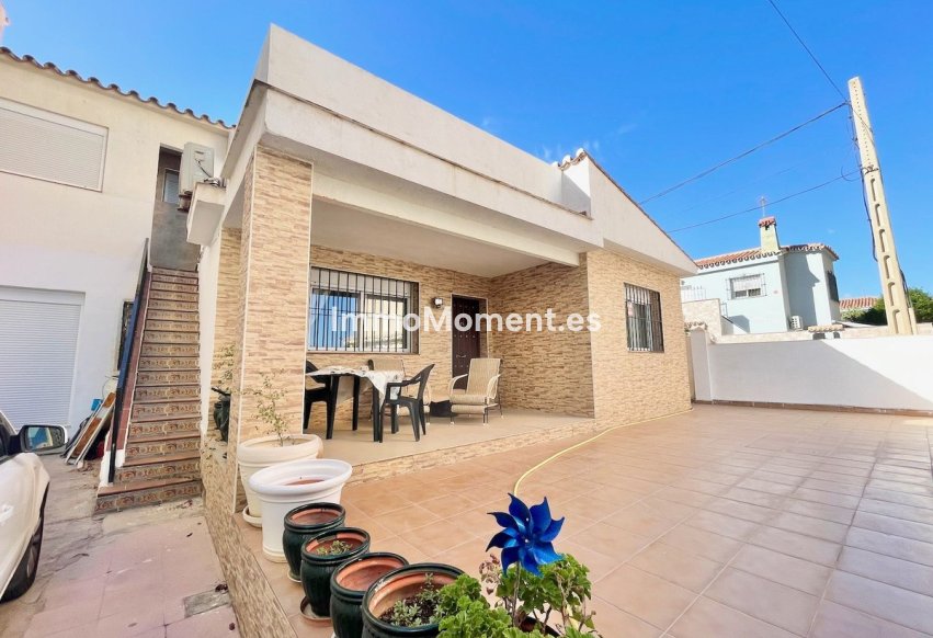 Wiederverkauf - Freistehende Villa - Fuengirola - Fuengirola Centro