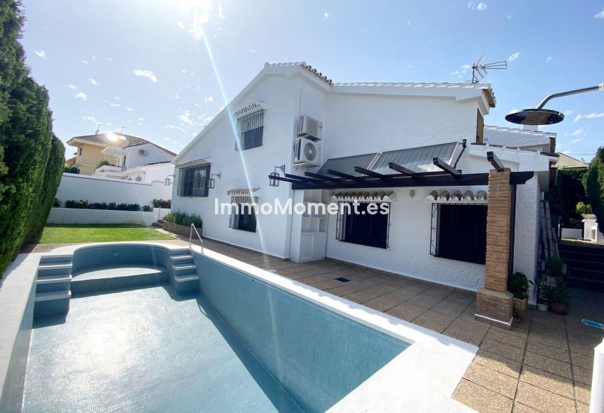 Wiederverkauf - Freistehende Villa - Fuengirola - Fuengirola Centro