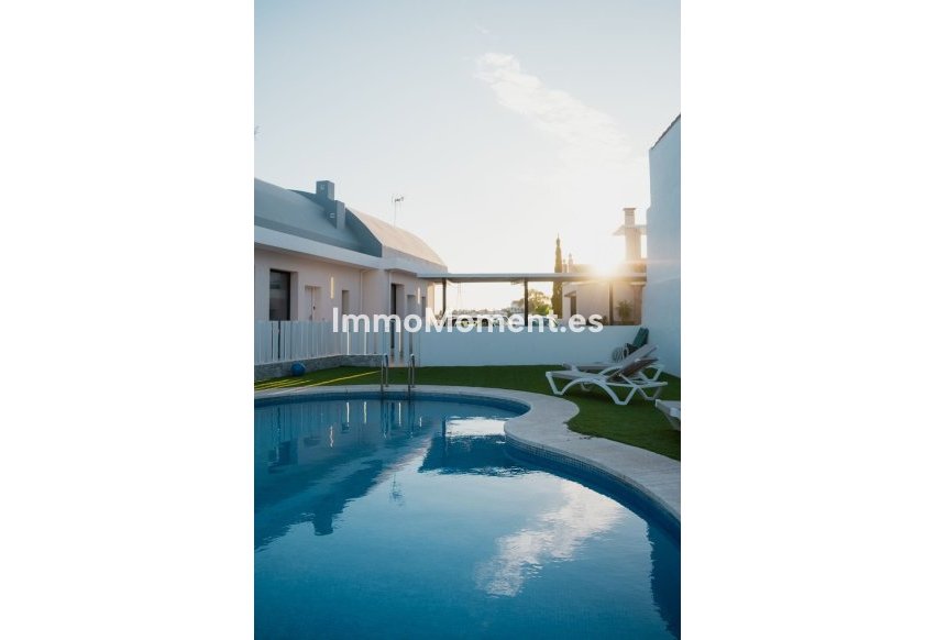 Wiederverkauf - Freistehende Villa - Fuengirola - Torreblanca