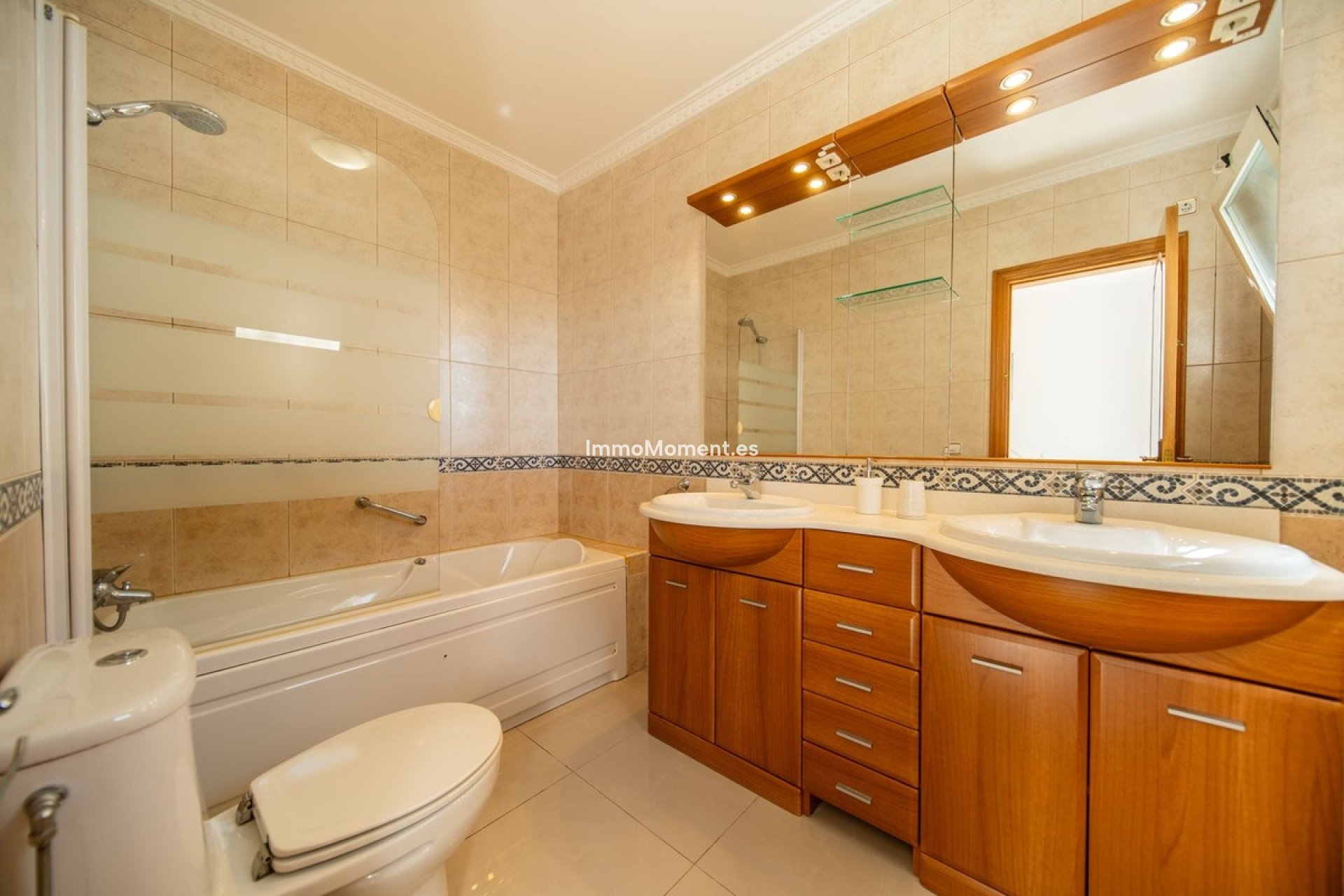 Wiederverkauf - Freistehende Villa - Fuengirola - Torreblanca