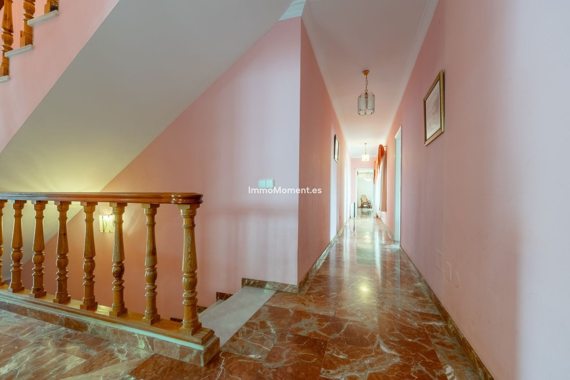 Wiederverkauf - Freistehende Villa -   Inländisch - Alhaurín de la Torre