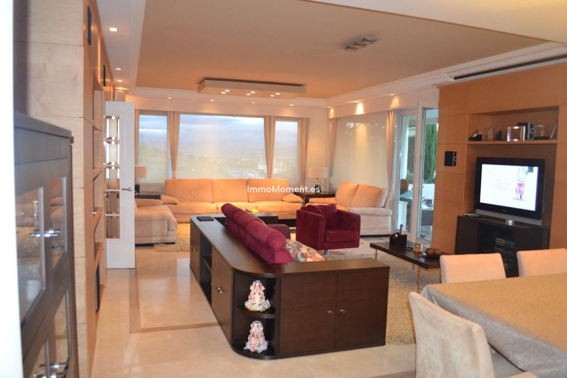Wiederverkauf - Freistehende Villa -   Inländisch - Alhaurín de la Torre