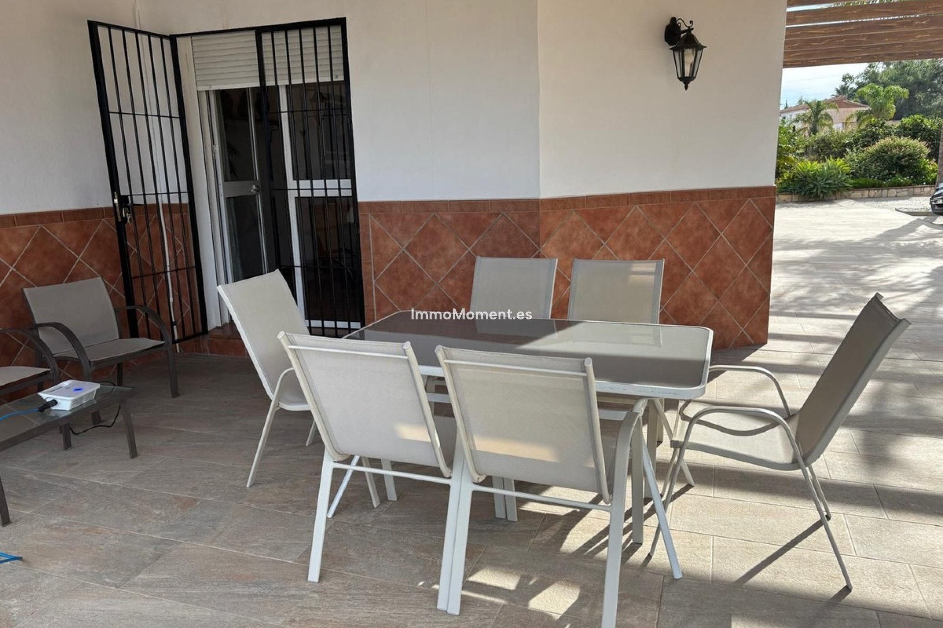 Wiederverkauf - Freistehende Villa -   Inländisch - Alhaurín de la Torre
