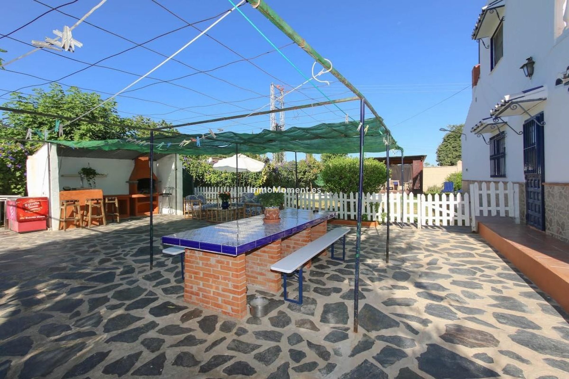 Wiederverkauf - Freistehende Villa -   Inländisch - Alhaurín de la Torre