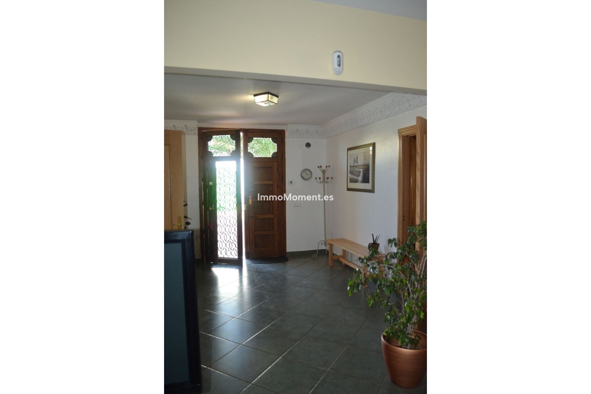 Wiederverkauf - Freistehende Villa -   Inländisch - Alhaurín de la Torre
