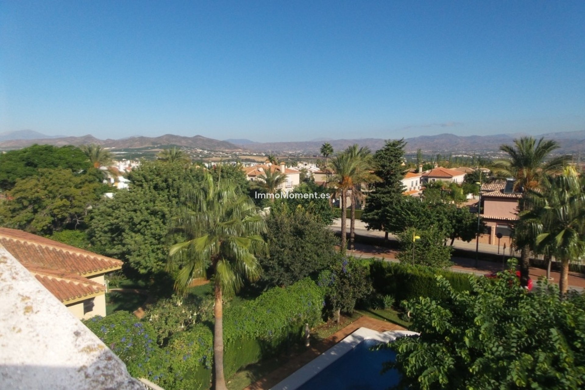 Wiederverkauf - Freistehende Villa -   Inländisch - Alhaurín de la Torre