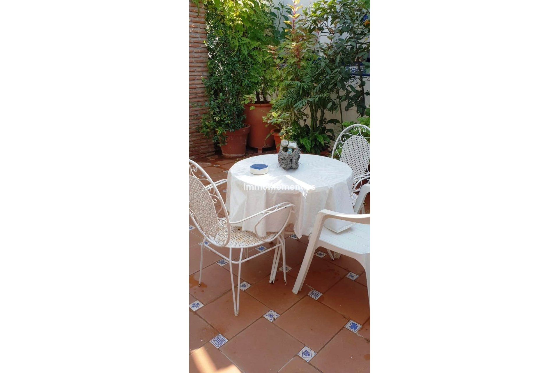 Wiederverkauf - Freistehende Villa -   Inländisch - Alhaurín de la Torre