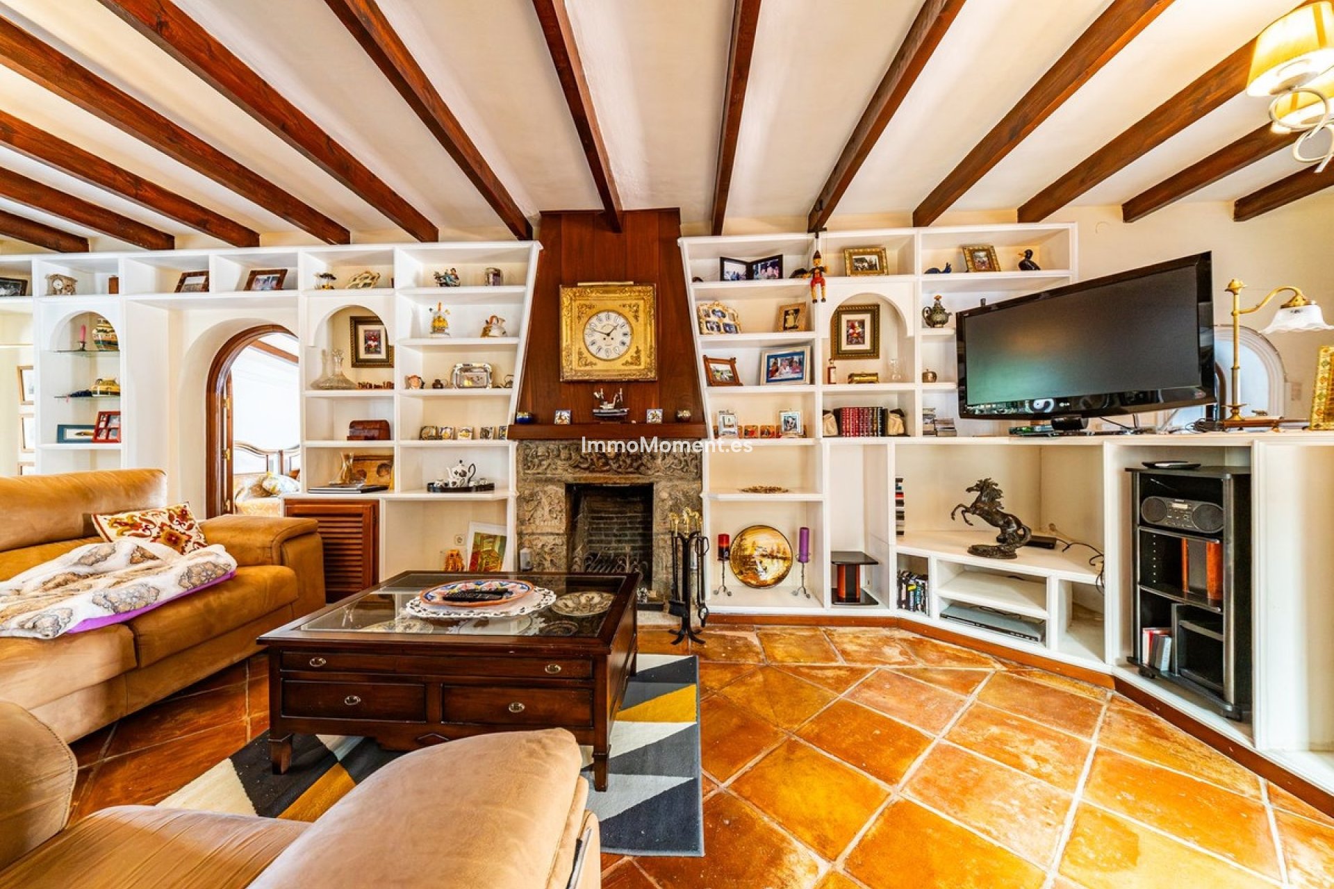 Wiederverkauf - Freistehende Villa -   Inländisch - Alhaurín de la Torre