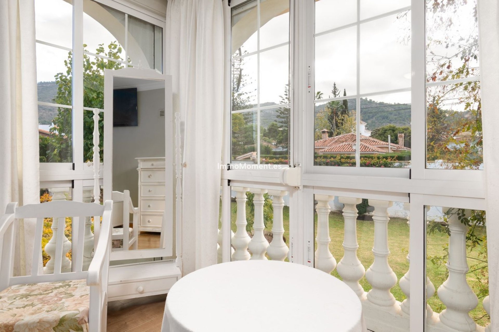 Wiederverkauf - Freistehende Villa -   Inländisch - Alhaurín de la Torre