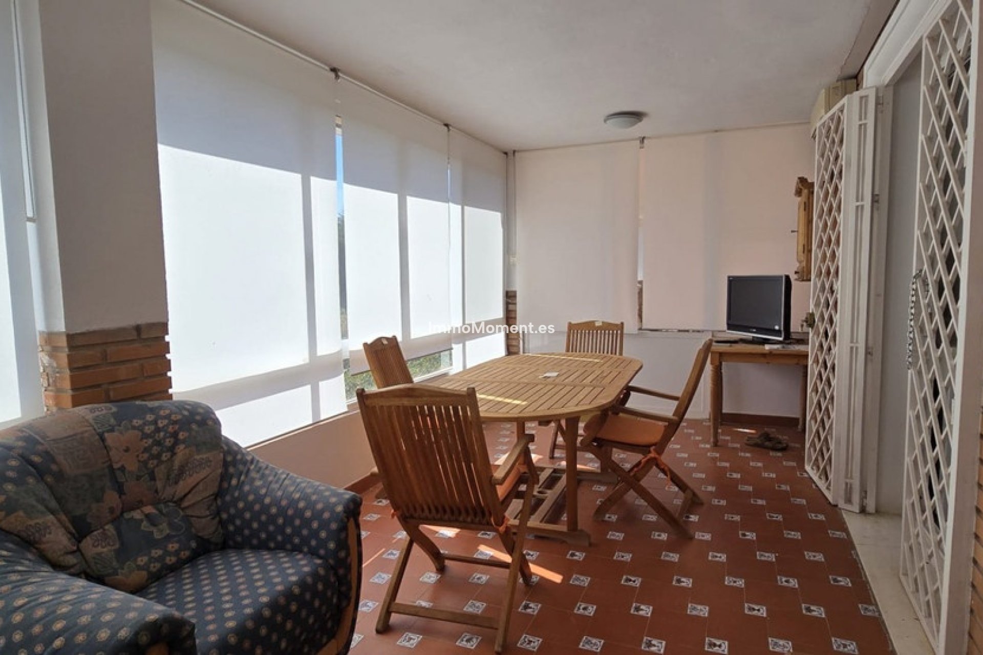 Wiederverkauf - Freistehende Villa -   Inländisch - Alhaurín de la Torre