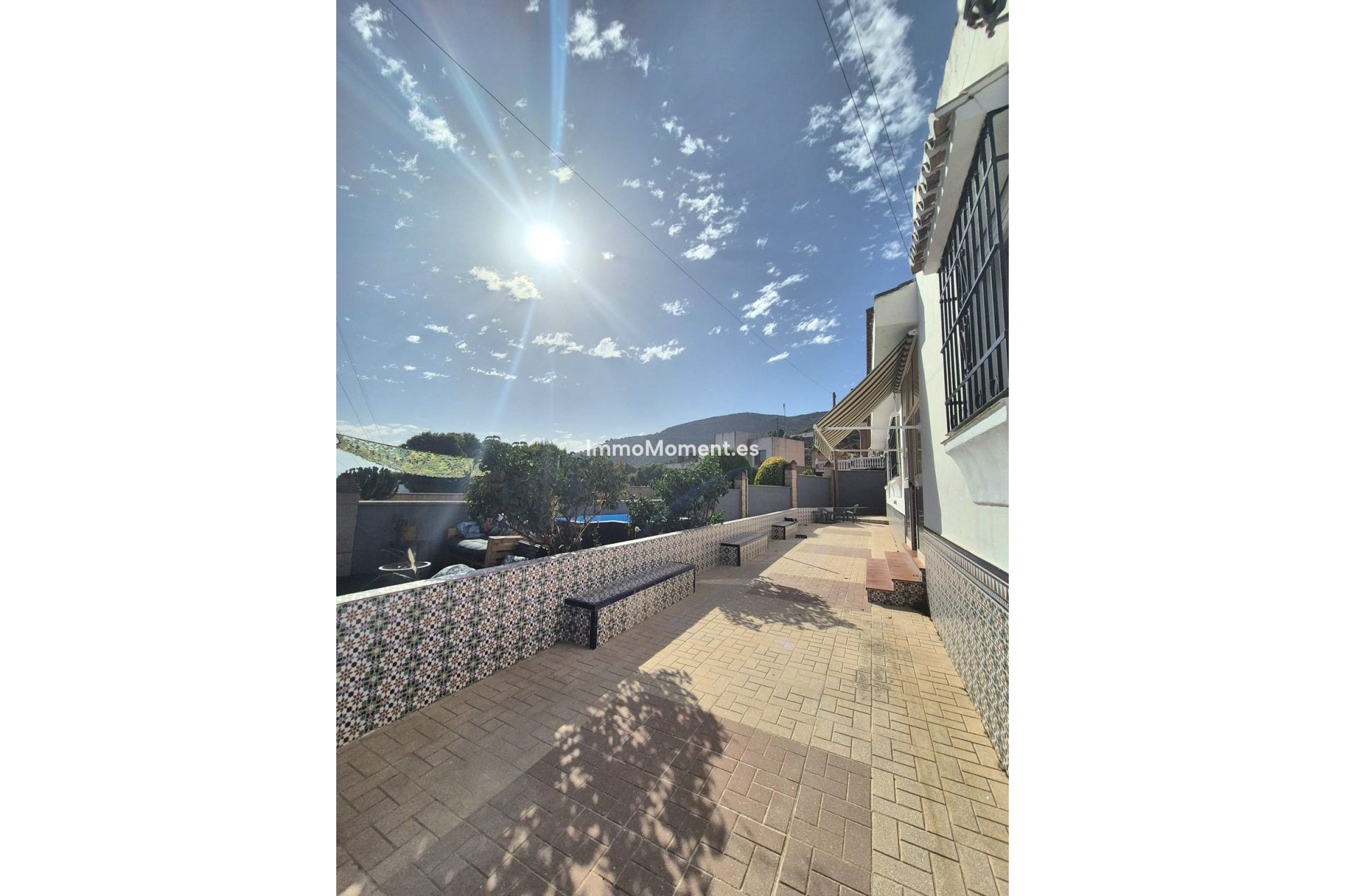 Wiederverkauf - Freistehende Villa -   Inländisch - Alhaurín de la Torre