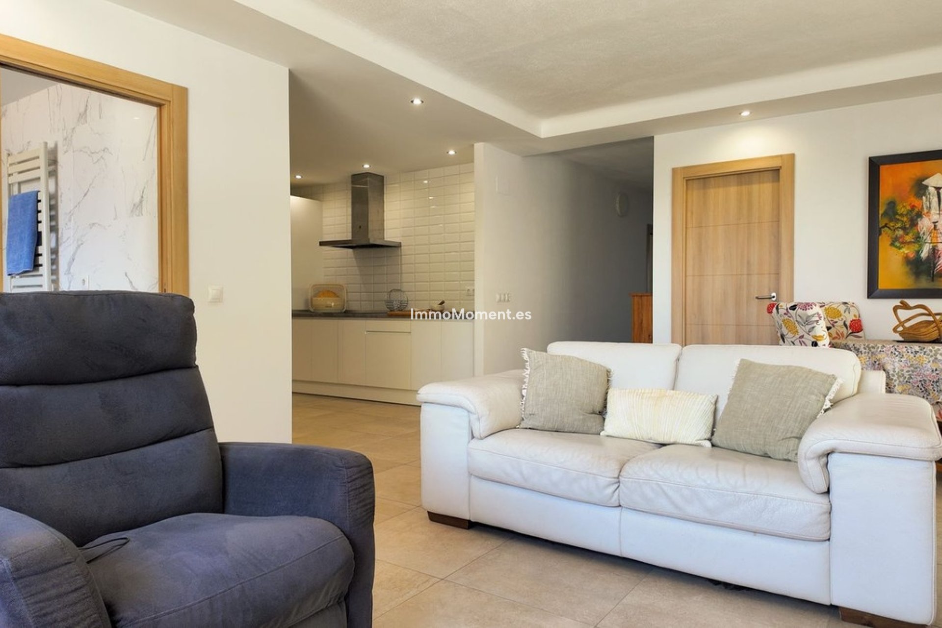Wiederverkauf - Freistehende Villa -   Inländisch - Alhaurín el Grande Centro