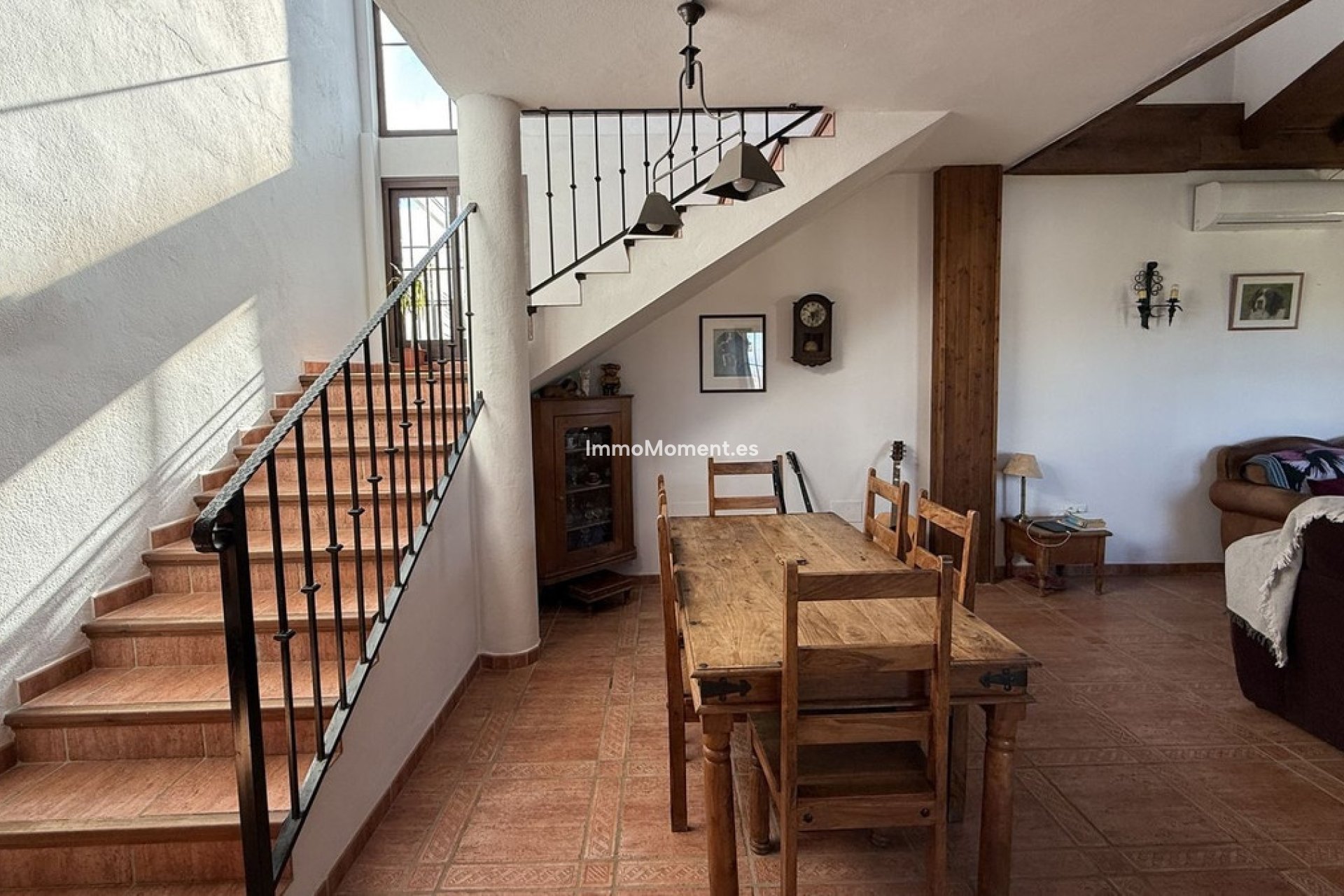 Wiederverkauf - Freistehende Villa -   Inländisch - Alhaurín el Grande Centro