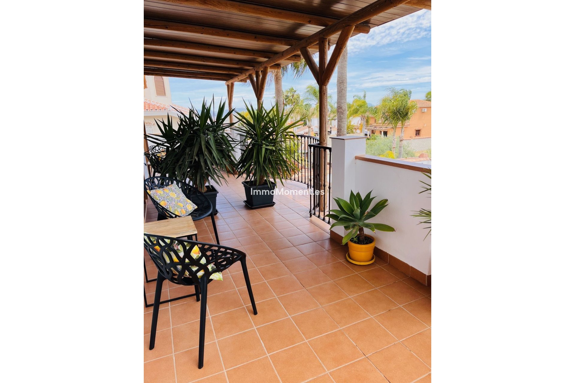 Wiederverkauf - Freistehende Villa -   Inländisch - Alhaurín el Grande Centro
