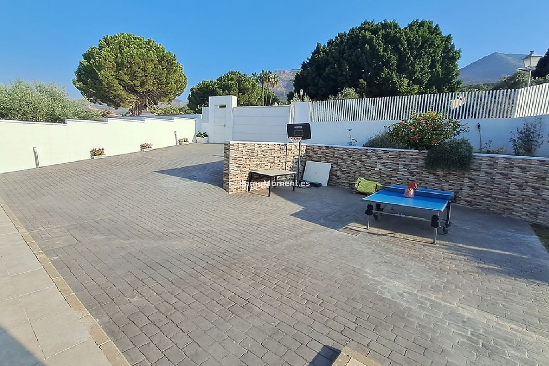 Wiederverkauf - Freistehende Villa -   Inländisch - Alhaurín el Grande Centro