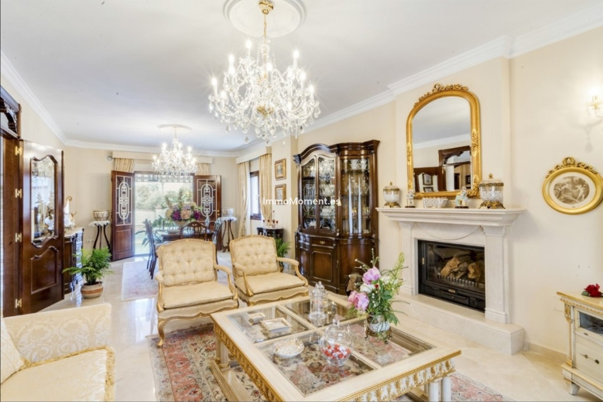 Wiederverkauf - Freistehende Villa -   Inländisch - Alhaurín el Grande Centro