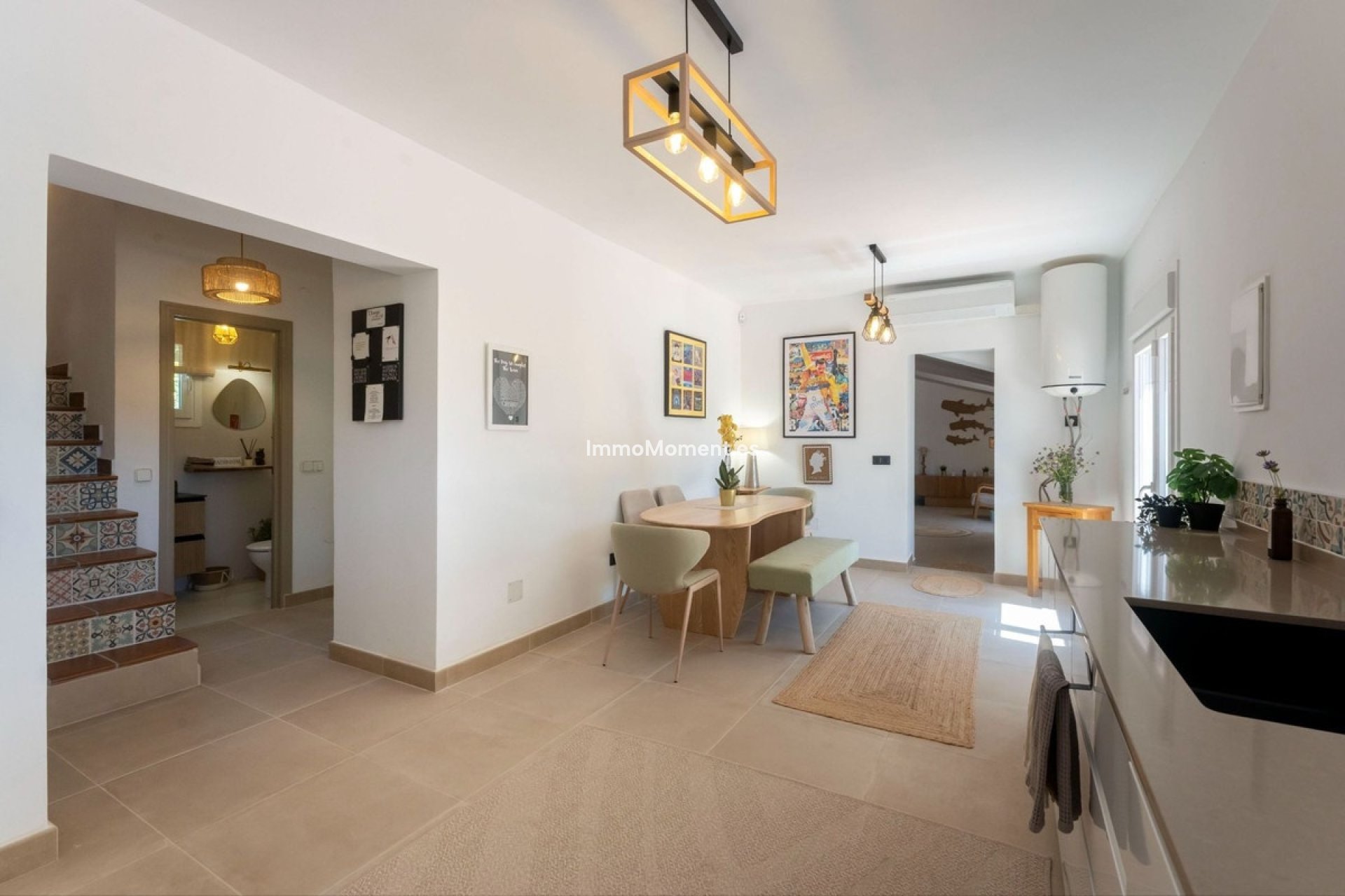 Wiederverkauf - Freistehende Villa -   Inländisch - Alhaurín el Grande Centro